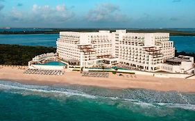 Sun Palace Resort in Cancun Mexico